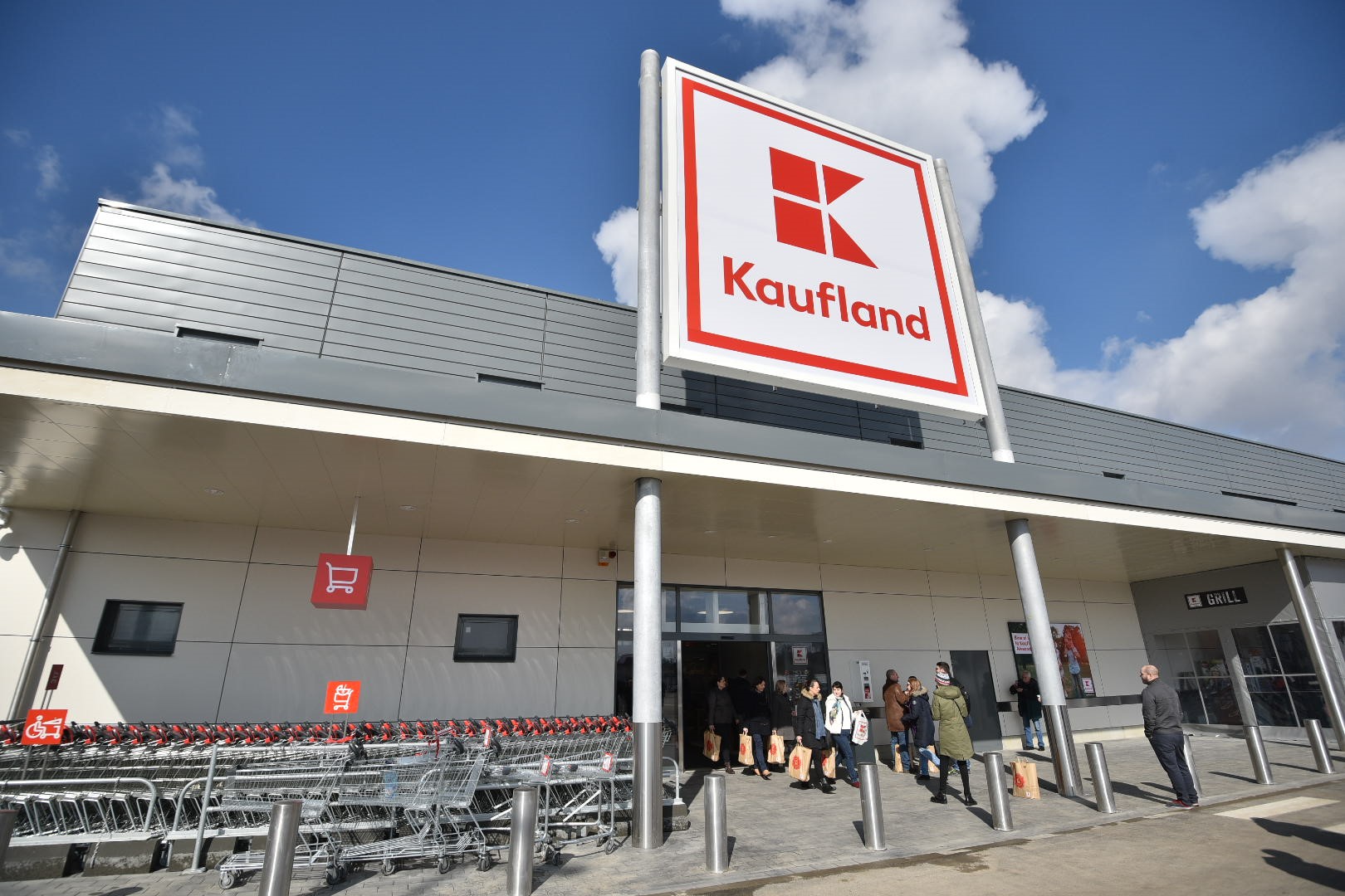 Programul magazinelor Kaufland de 1 Mai şi Paște